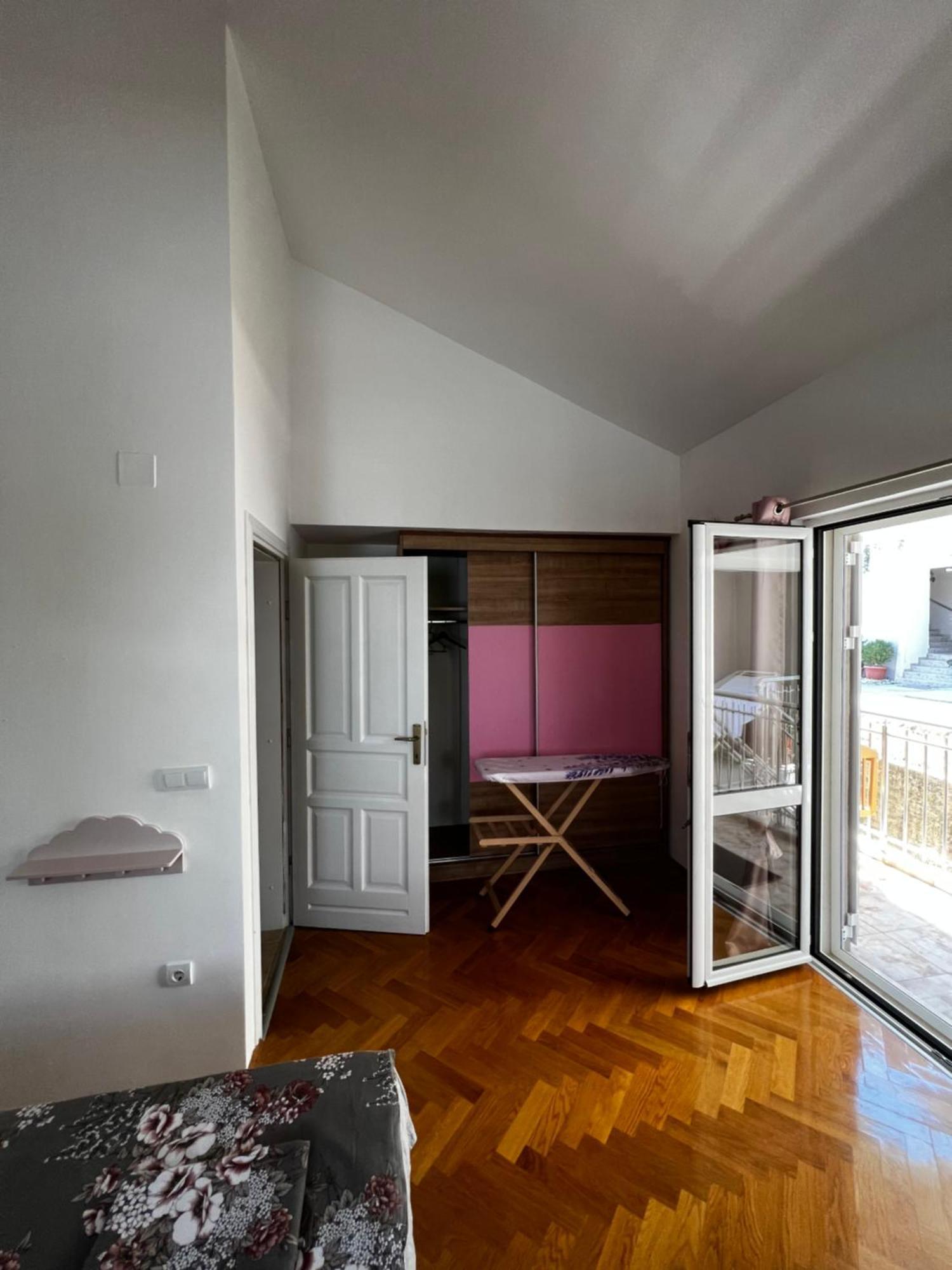 Guest House Mrvaljevic Budva Exterior photo