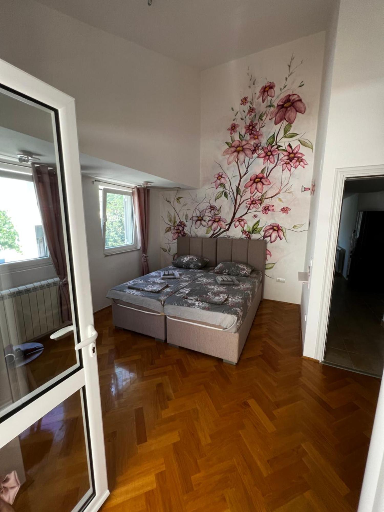 Guest House Mrvaljevic Budva Exterior photo